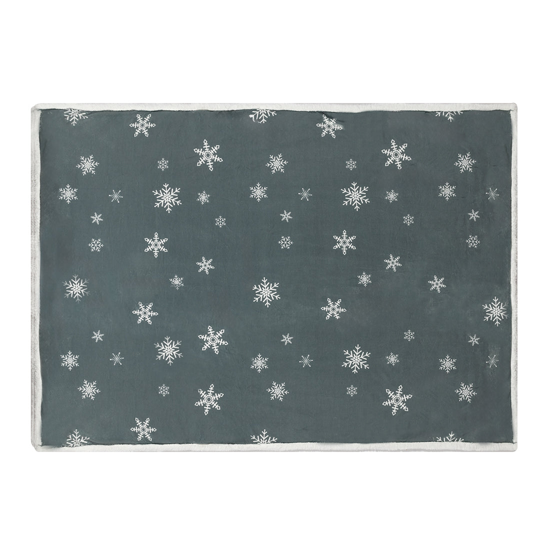 Ricord Soft and Warm Christmas Blanket – Ideal for Businesses and Events in Ireland
