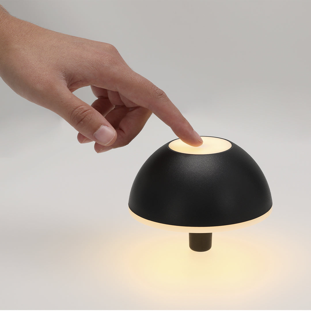 Kalvan LED Bottle Lamp – Stylish Lighting for Events and Businesses
