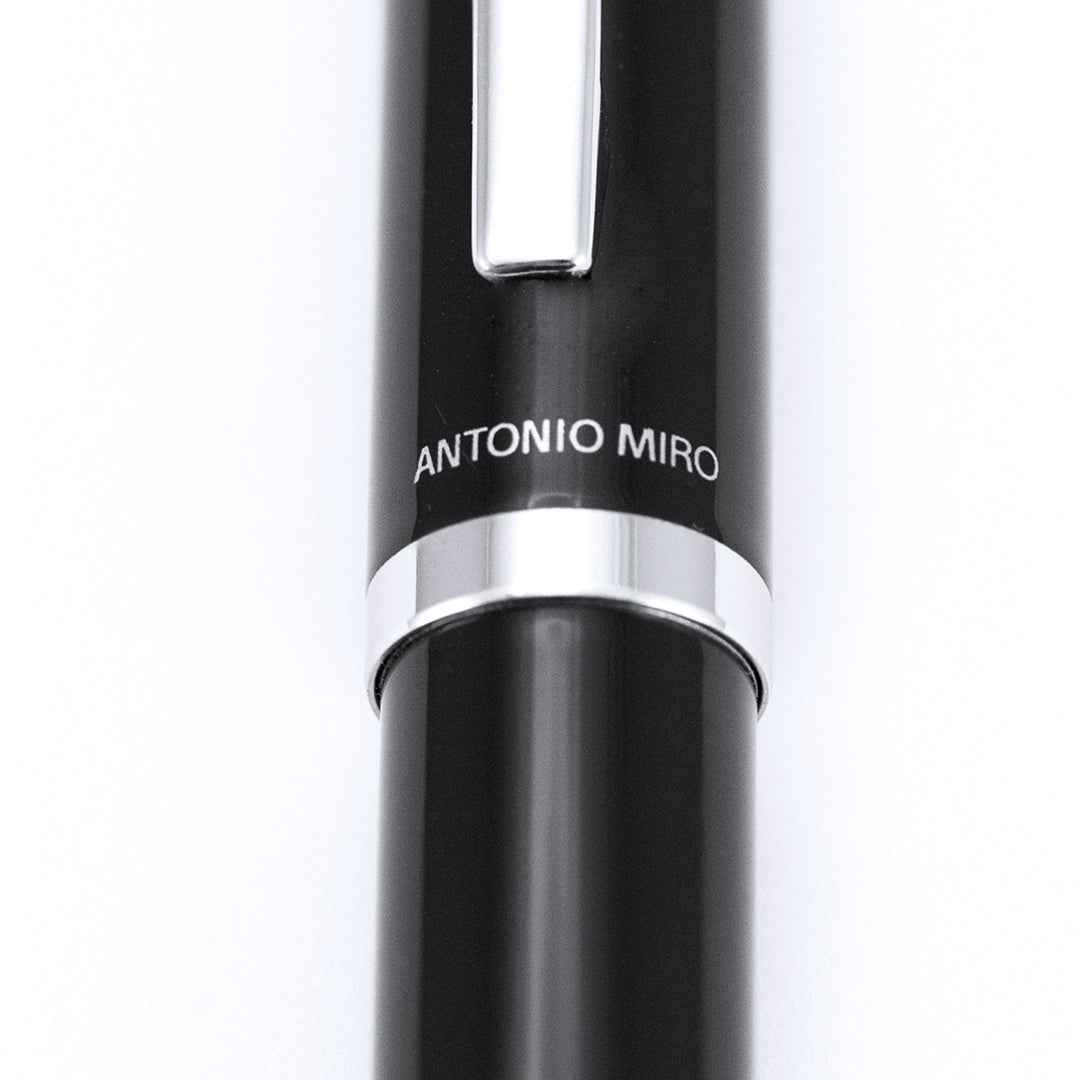 Dayo Ball Pen – Elegant Writing Instrument for Bulk Orders