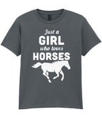 girl who loves horses – Unisex T-Shirt in Charcoal