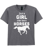 girl who loves horses – Unisex T-Shirt in Graphite Heather