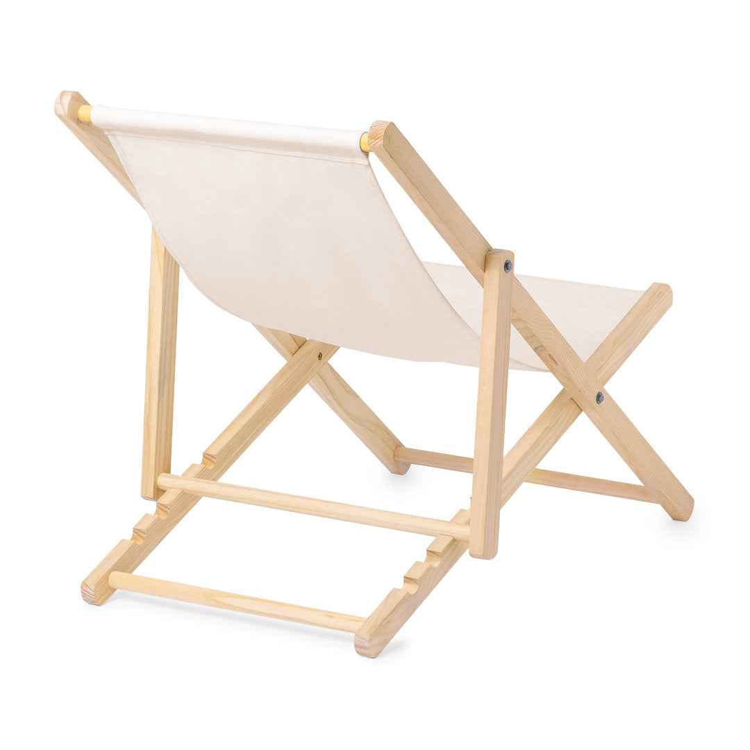 Rinthia Folding Chair – Comfortable and Durable Wooden Recliner