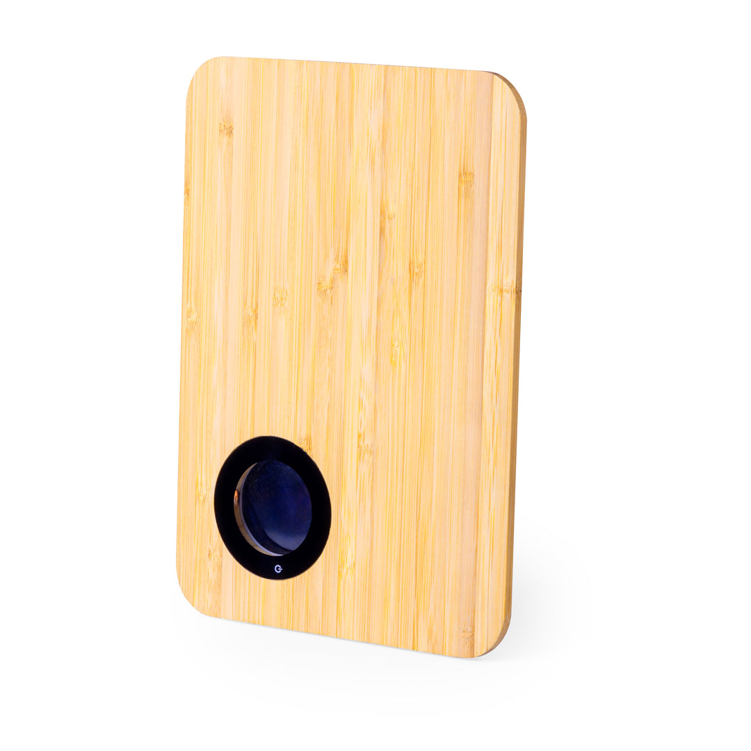 Mentina Bamboo Cutting Board with Digital Scale – Sustainable Kitchen Essential