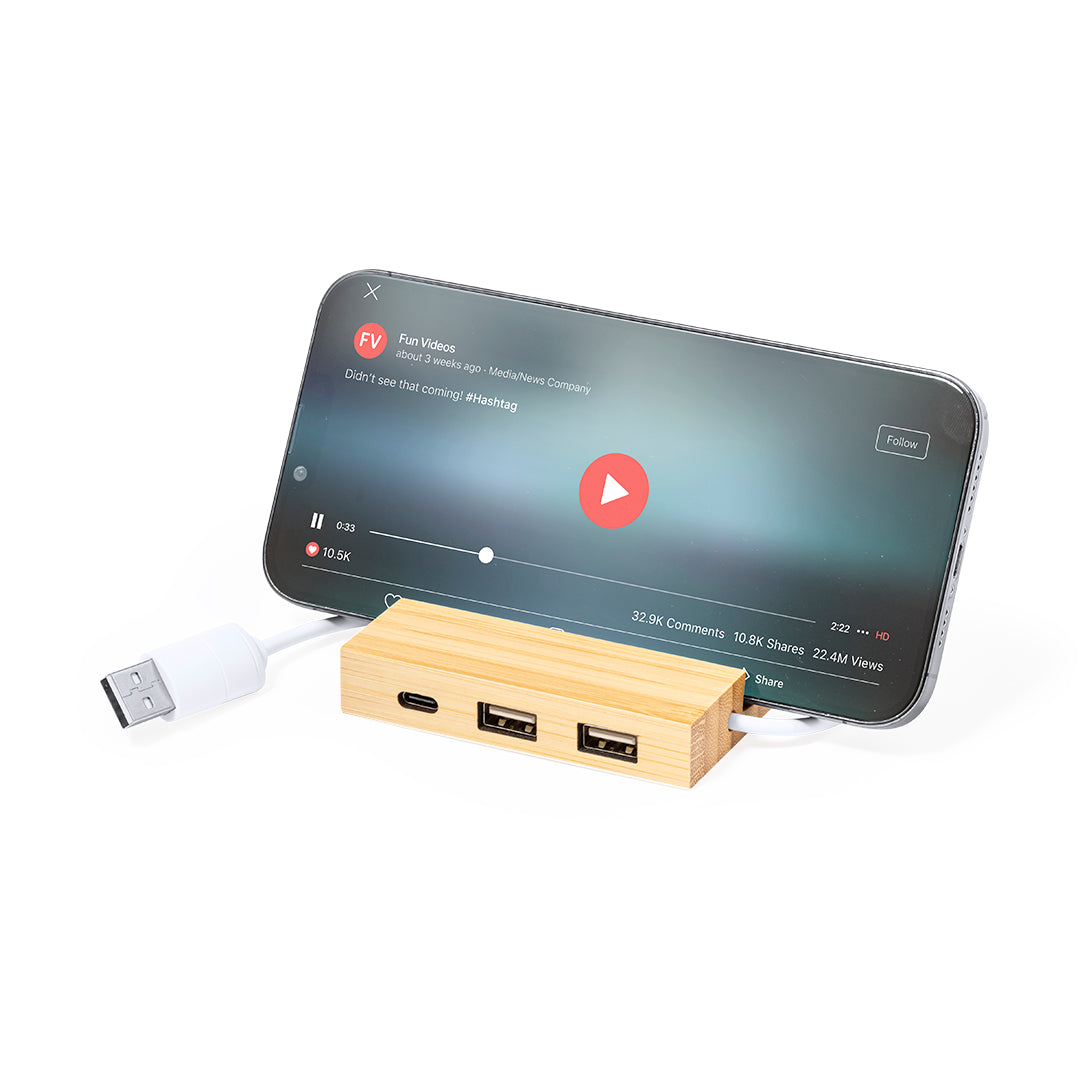 Cirzo Bamboo USB Hub – Sustainable and Practical Technology Accessory