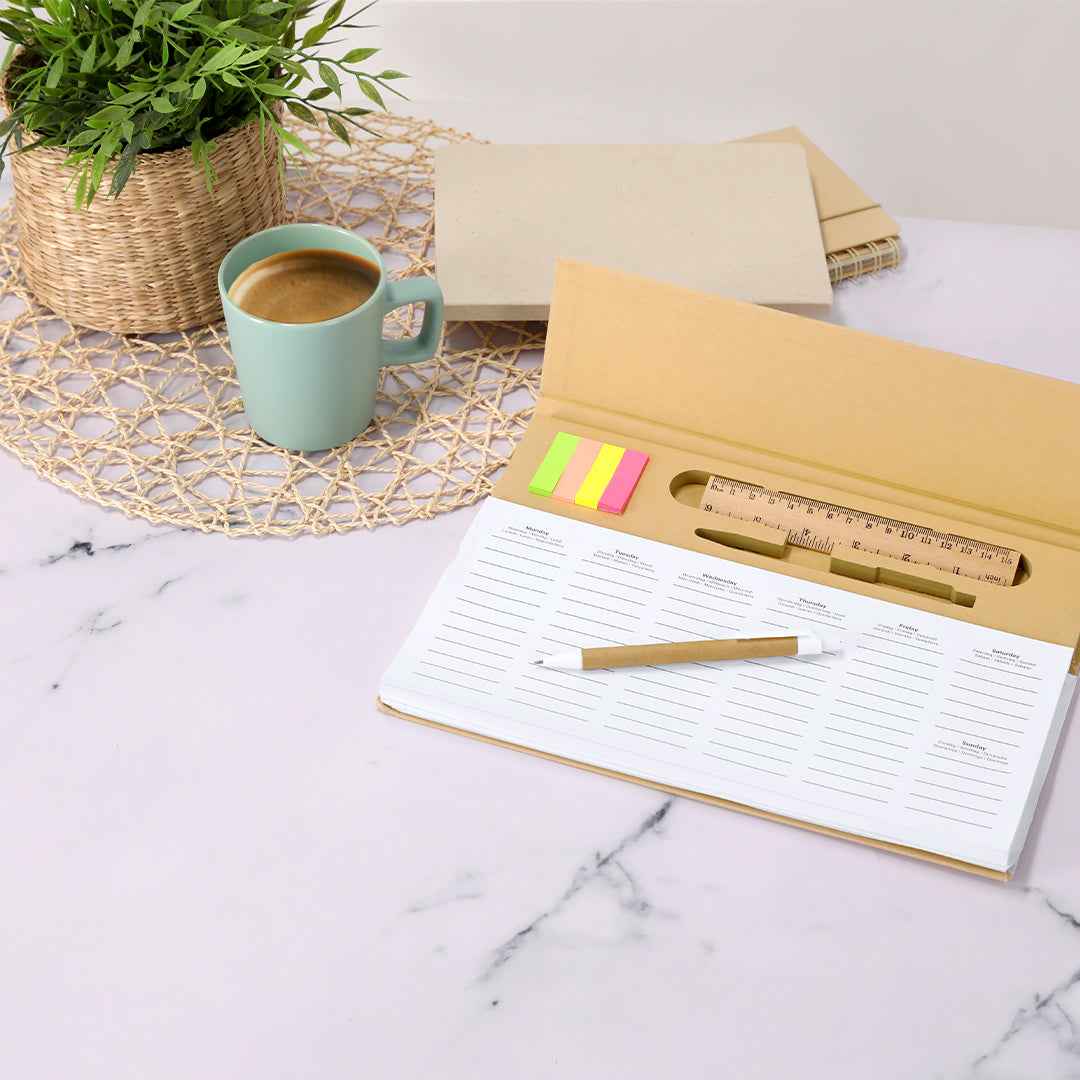 Isan Weekly Desk Planner – Sustainable Office Organisation