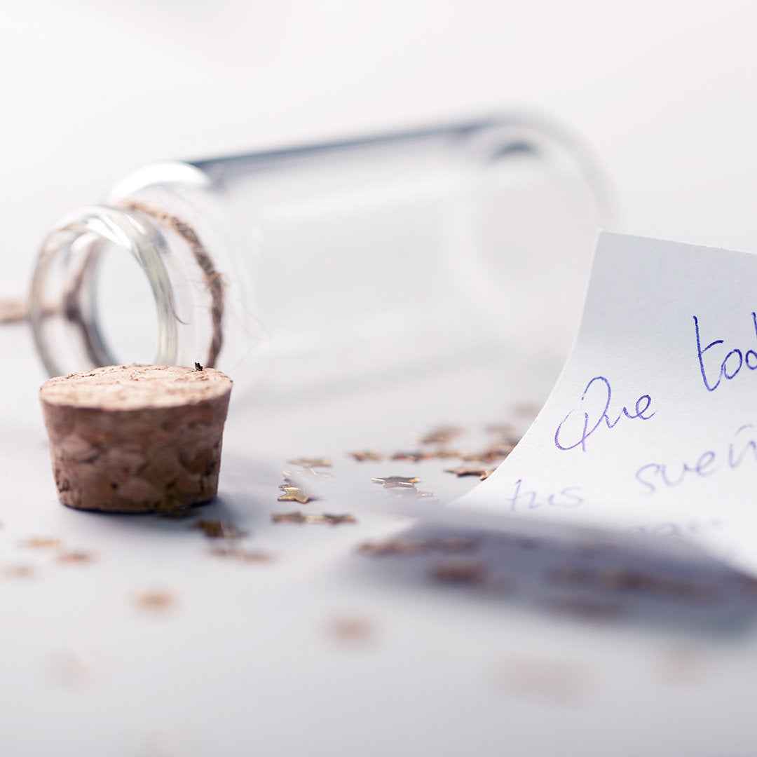 Shoilen Christmas Gift – Unique Seasonal Keepsake Bottle