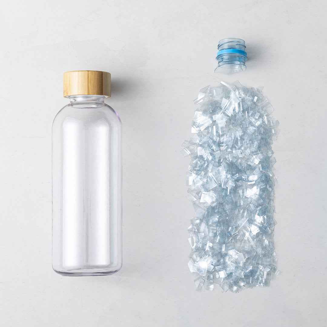 Solarix Sustainable Bottle – Eco-Friendly 600ml RPET Bottle with Bamboo Cap