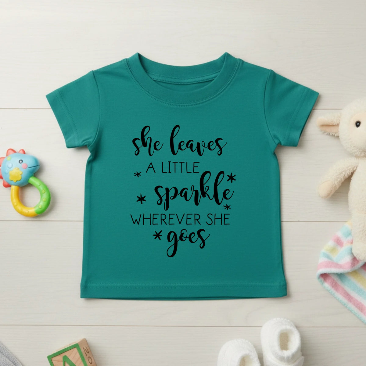 She Leaves A Little Sparkle - Baby T-shirt - Fou Tees