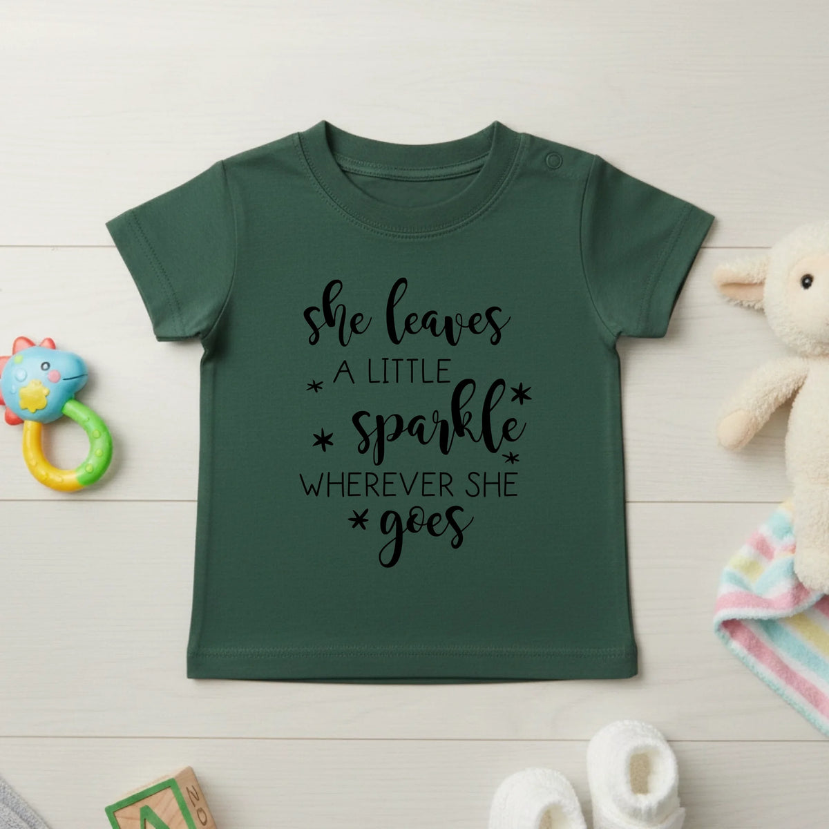 She Leaves A Little Sparkle - Baby T-shirt - Fou Tees