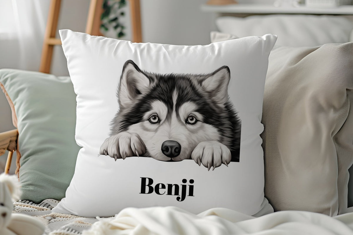 Customisable Alaskan Malamute Face – Cushion, personalised with your own text