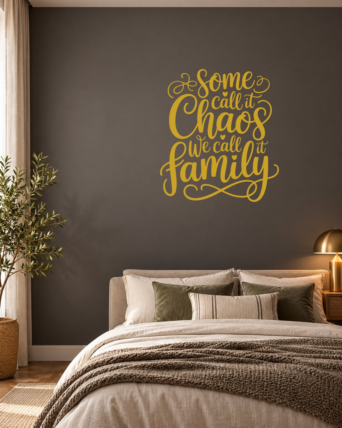 Some Call It Chaos We Call It Family – Wall Sticker in Dark Wall with Gold vinyl