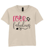 FOUR & Fabulous t-shirt in sand