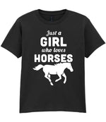 girl who loves horses – Unisex T-Shirt in Black