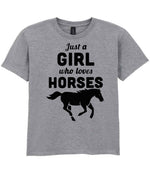 girl who loves horses – Unisex T-Shirt in Sport Grey